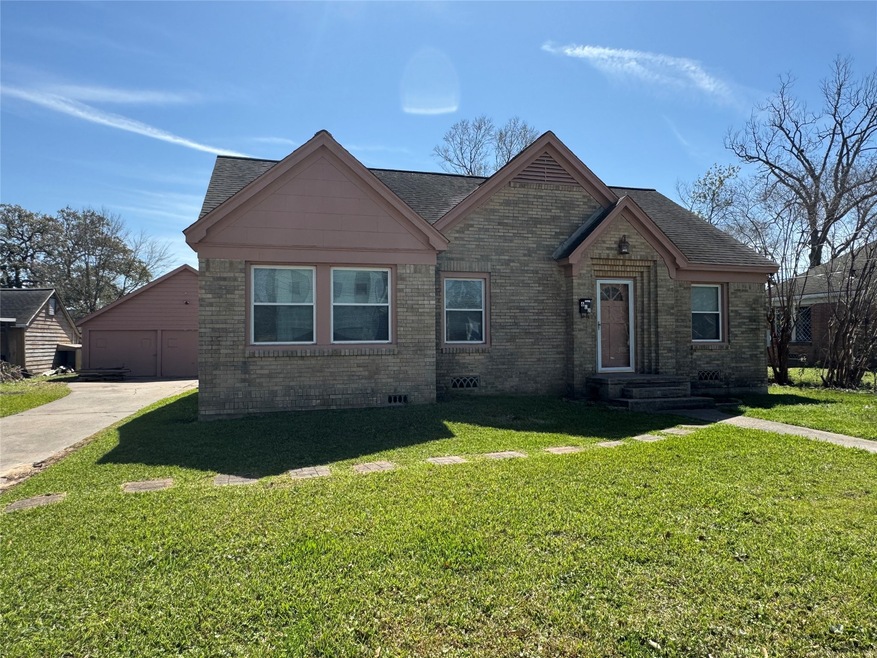 602 Milwaukee St, Houston, TX 77009 - photo 1