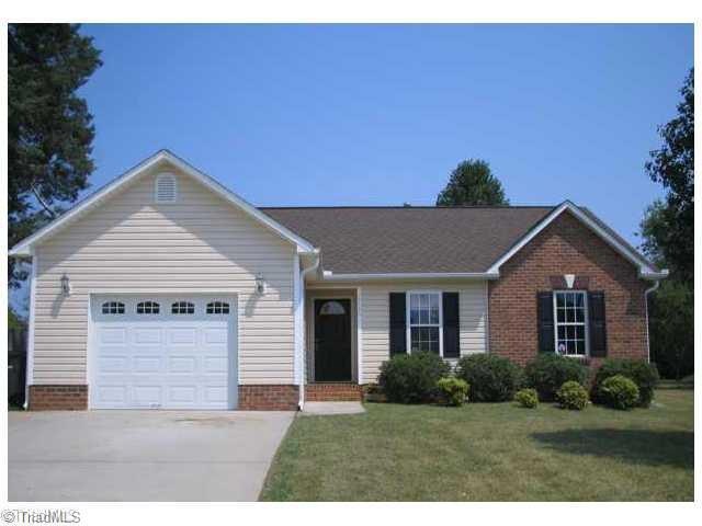 Exterior Front. Welcome Home !!!  1350 square feet, 3 bedrooms and 2 full baths. One car garage.