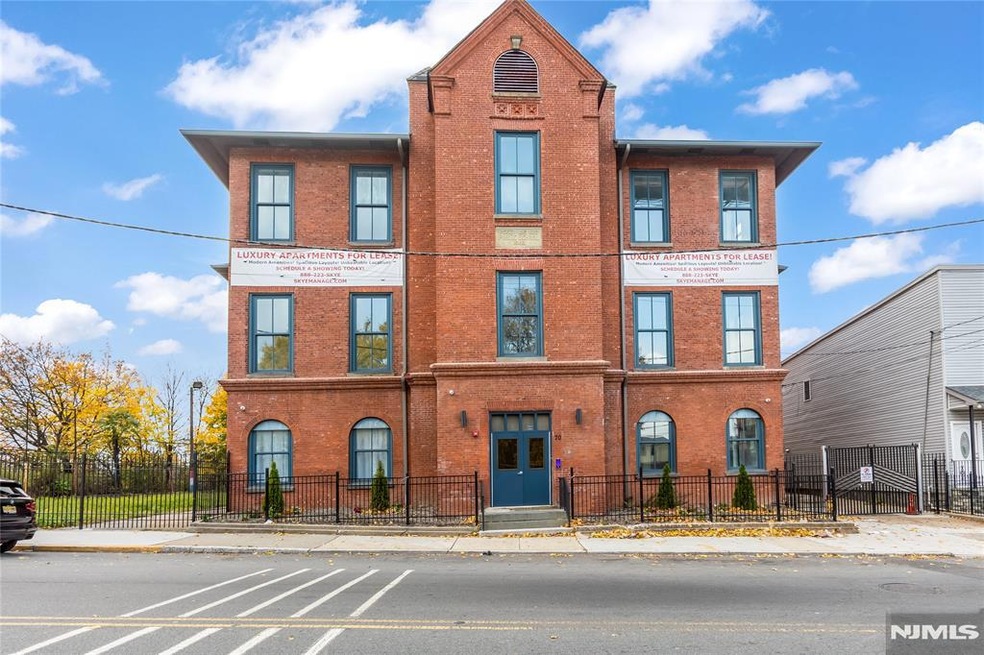 70-78 Roseville Ave unit 2E, Newark, NJ 07107 - photo 1