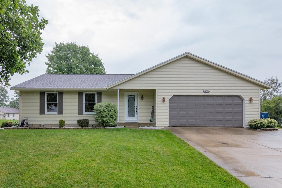 4684 Silverleaf-101