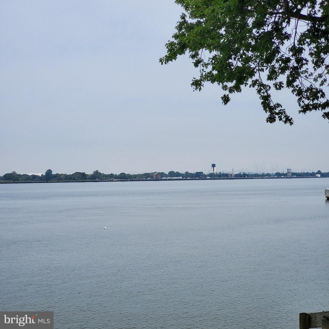 94 Riverview Ave, Paulsboro, NJ 08066 - photo 1