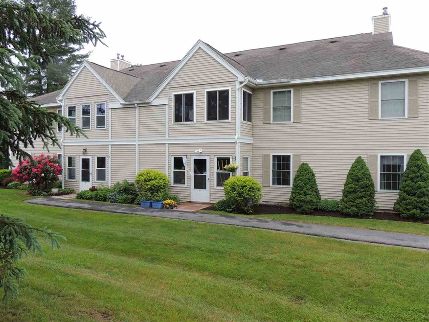 491 Mammoth Rd unit 21, Londonderry, NH 03053 - photo 1