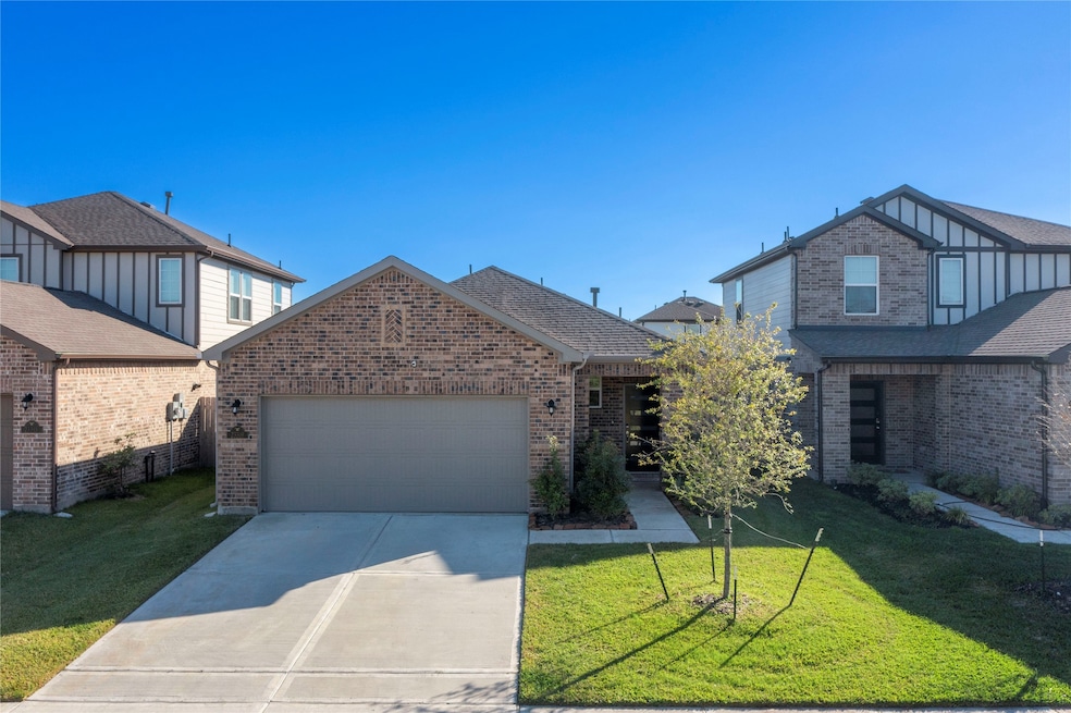 23319 Spring Genesis Ln, Katy, TX 77493 - photo 1