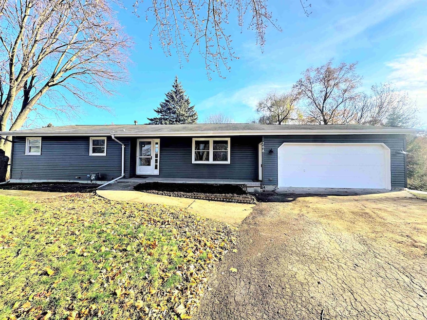 708 Miller Lane Ct, Kaukauna, WI 54130 - photo 1