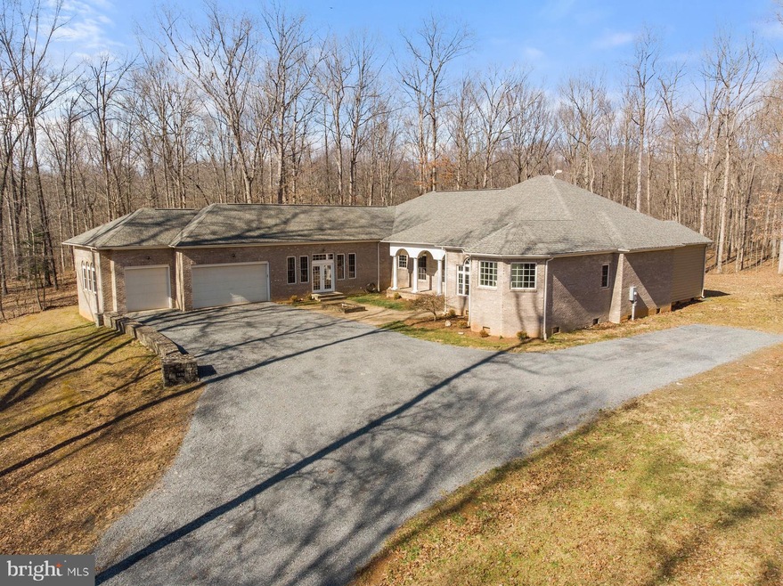 9476 Withers Mill Way, Warrenton, VA 20186 - photo 1