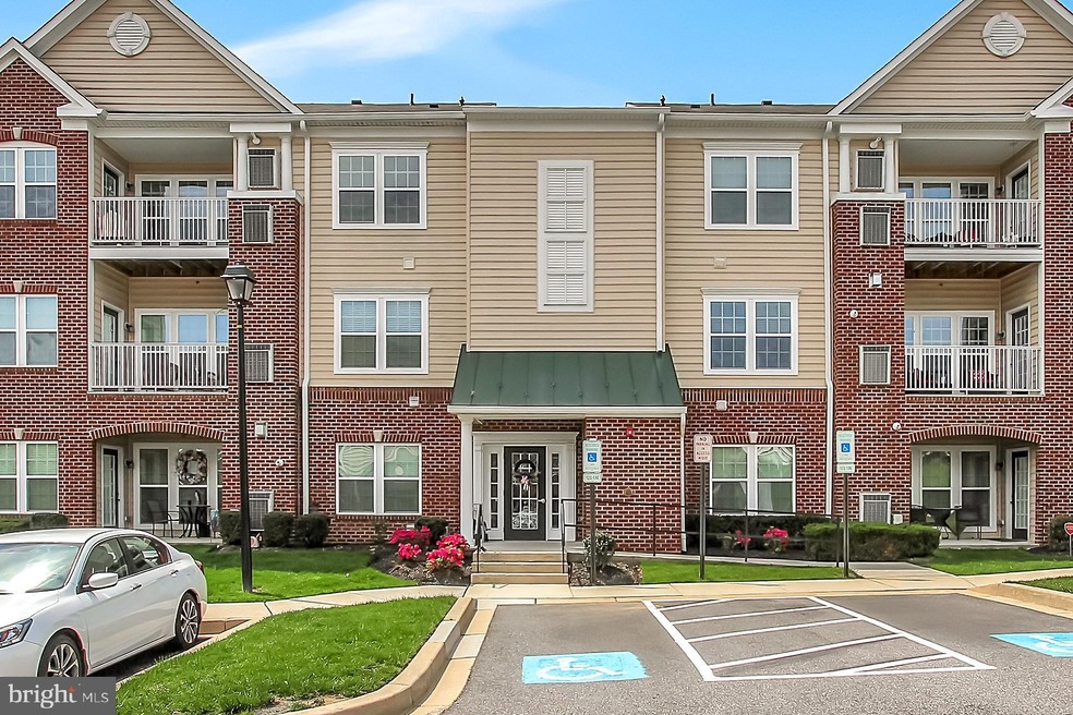 301 Lothian Way unit 204, Abingdon, MD 21009 - photo 1