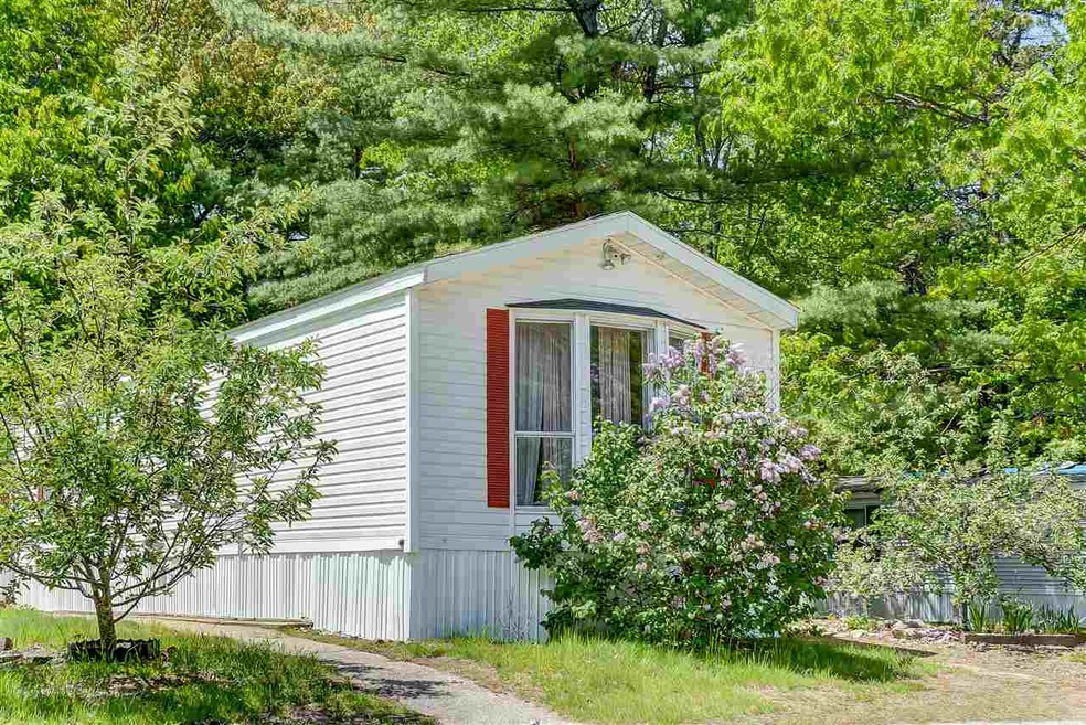 66 Buckingham Dr, Conway, NH 03860 - photo 1