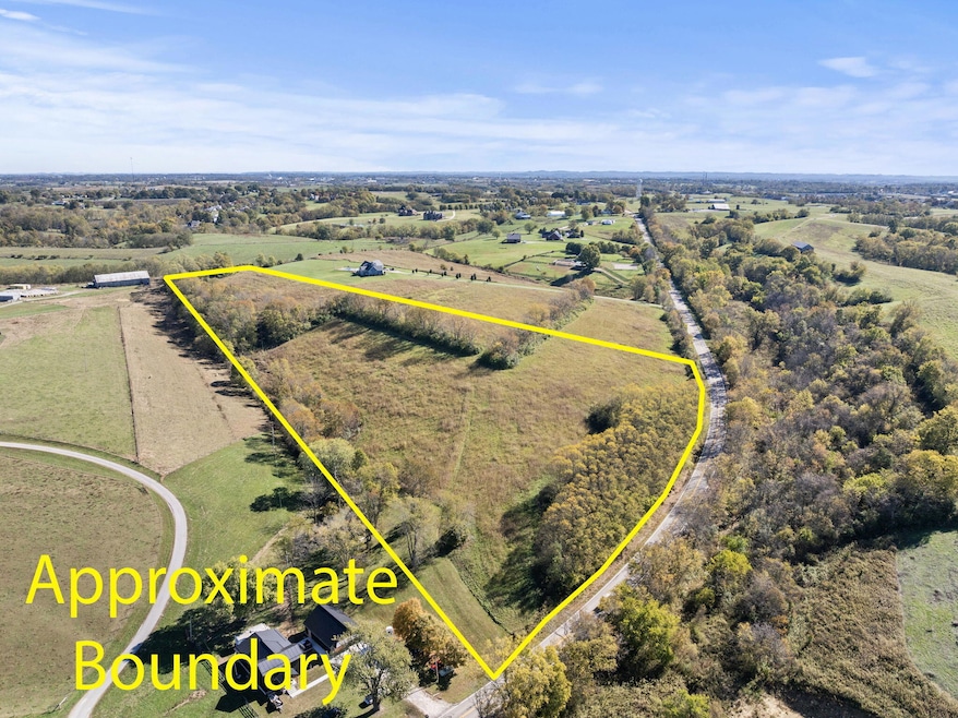 1075 Paris Pike, Mount Sterling, KY 40353 - photo 1