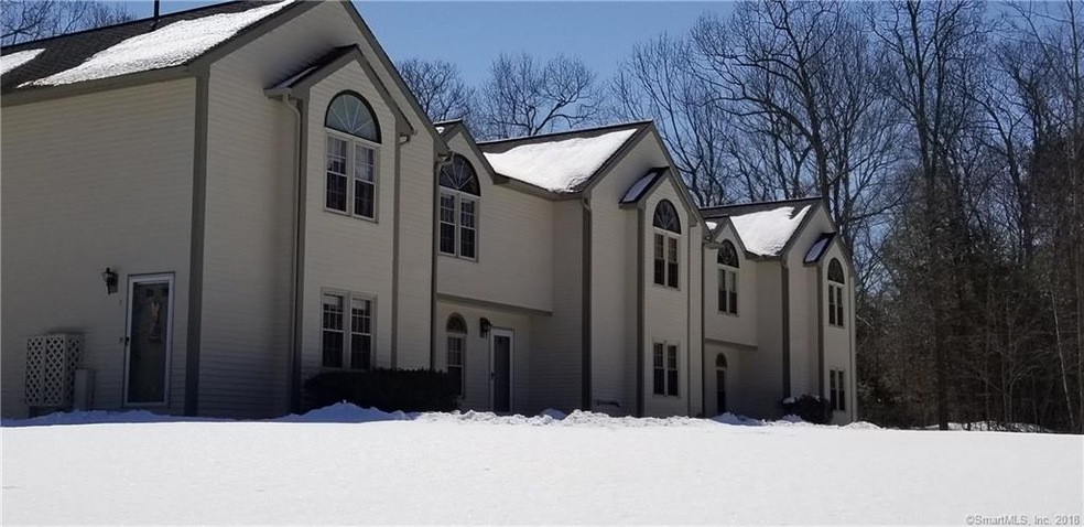 3 Oak Hill Estate unit 3, Woodstock, CT 06281 - photo 1