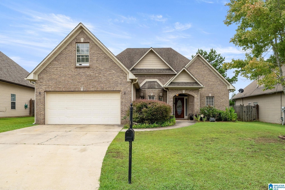 3029 Highview Ln, Calera, AL 35040 - photo 1