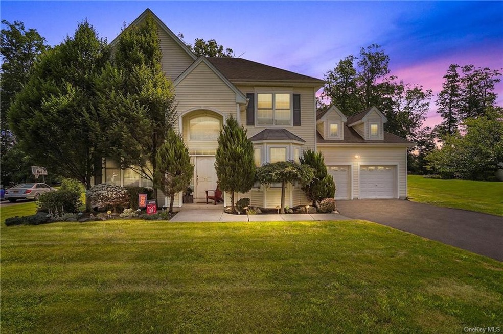 13 Oldwyck Crescent, Highland Mills, NY 10930 - photo 1