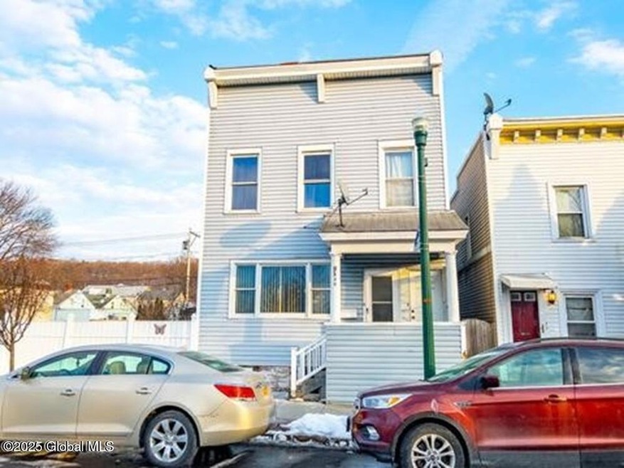 490 5th Ave unit 2, Troy, NY 12182 - photo 1