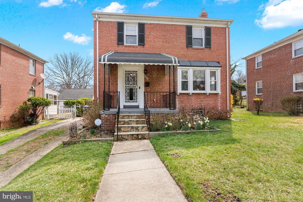 4823 Herring Run Dr, Baltimore, MD 21214 - photo 1