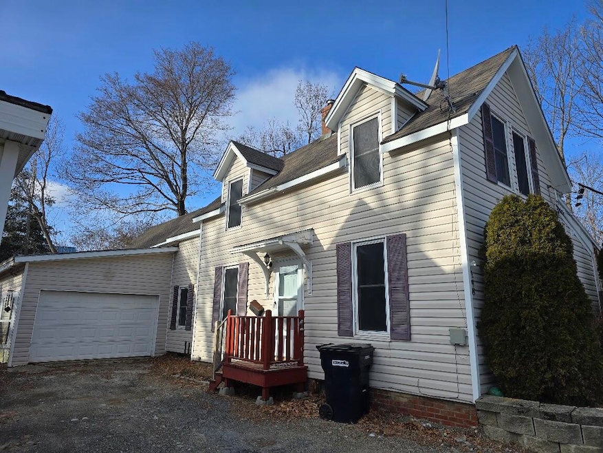 148 Fruit St, Bangor, ME 04401 - photo 1