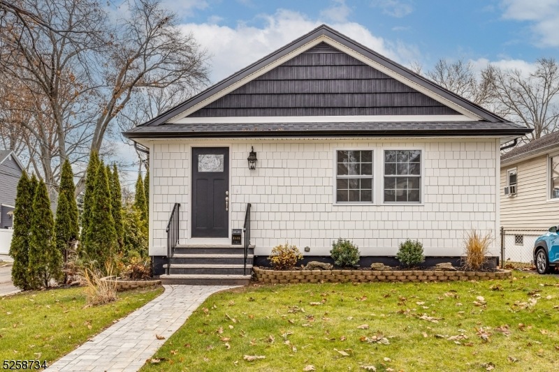 1515 Bedford St, Rahway, NJ 07065 - photo 1