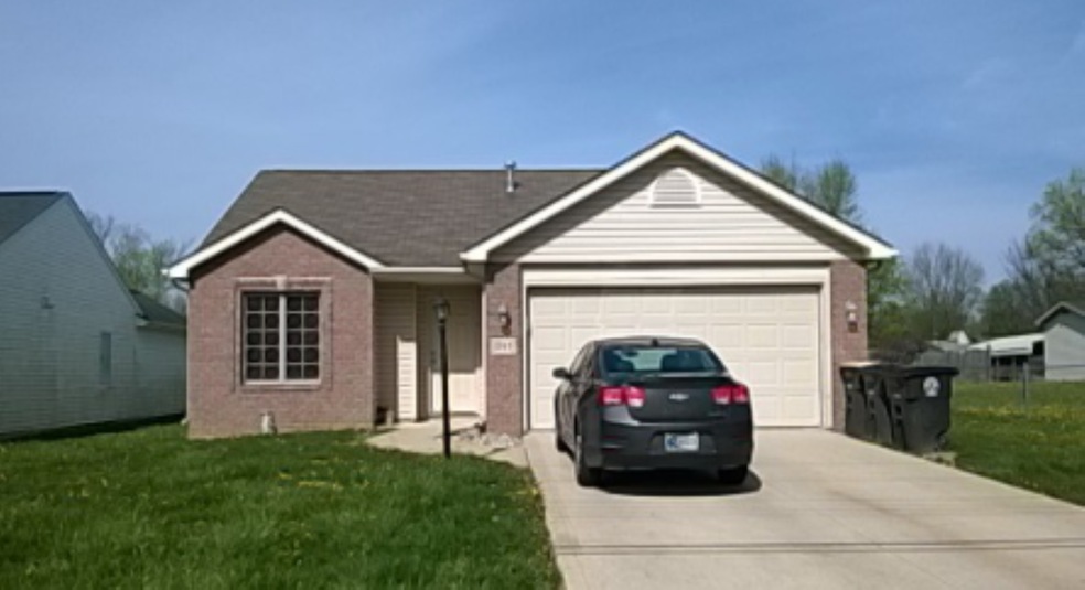 1749 Olladale Dr, Fort Wayne, IN 46808 - photo 1