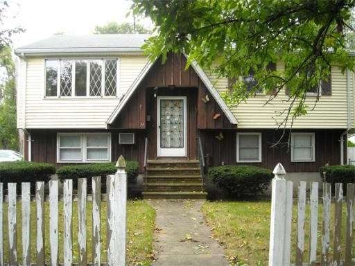 38 Crescent Ave, Saugus, MA 01906 - photo 1