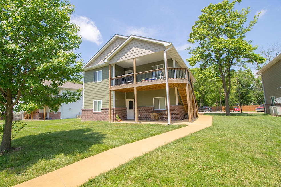 1413 Paris Rd unit 101, Columbia, MO 65201 - photo 1