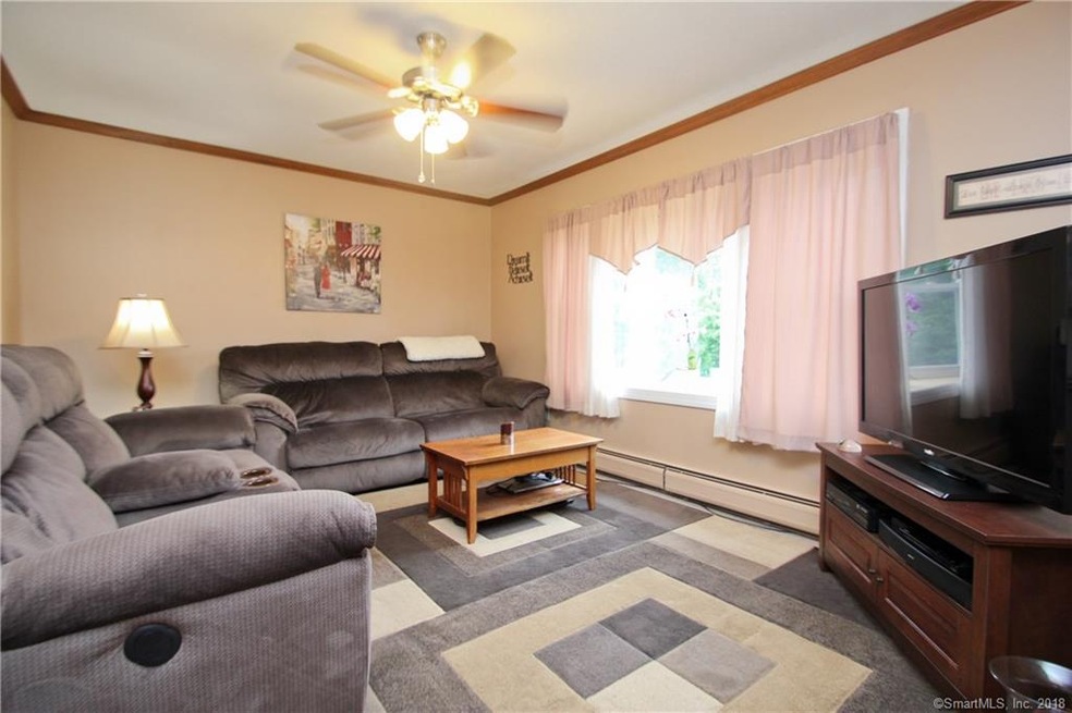 5 Susan Cir, Enfield, CT 06082 - photo 1