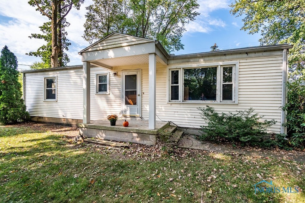 2832 N Huss Blvd, Genoa, OH 43430 - photo 1