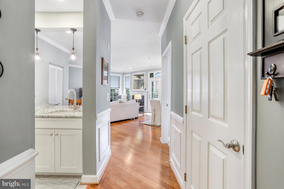 2330 14th St N unit 303, Arlington, VA 22201 - photo 1