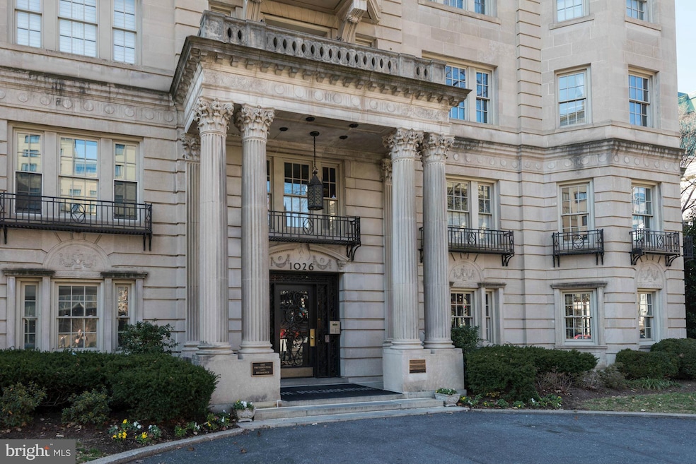 1026 16th St NW unit 602, Washington, DC 20036 - photo 1