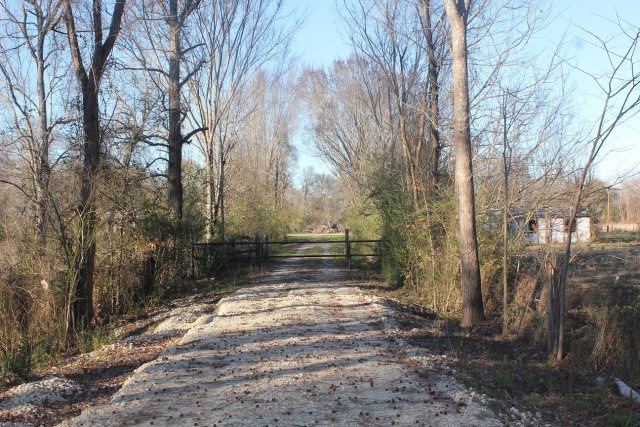 6912 Highway 103 W, Lufkin, TX 75904 - photo 1