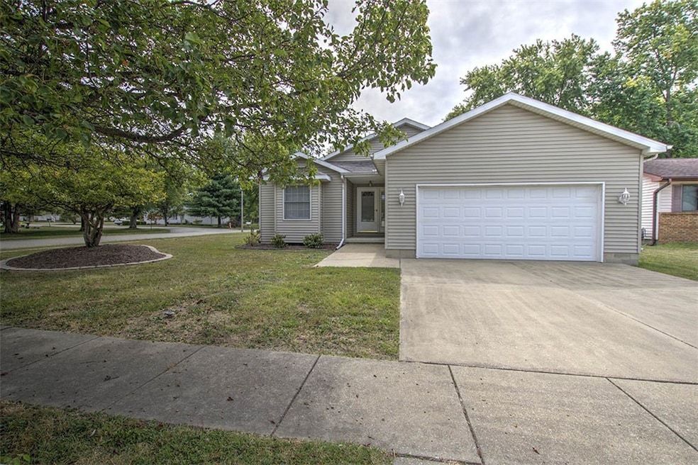 4545 Hayden Ct, Decatur, IL 62521 - photo 1