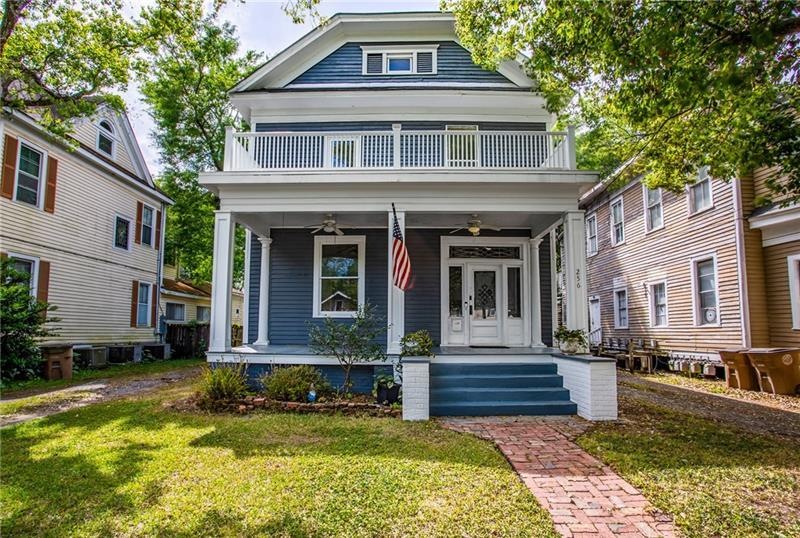 Great Midtown Home in the Lienkauf Historic Distri