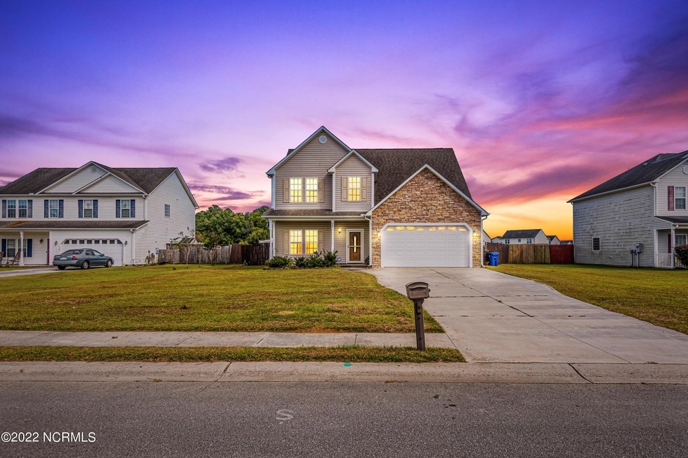 ENCHOME ESQUIRE TW (1 of 1)