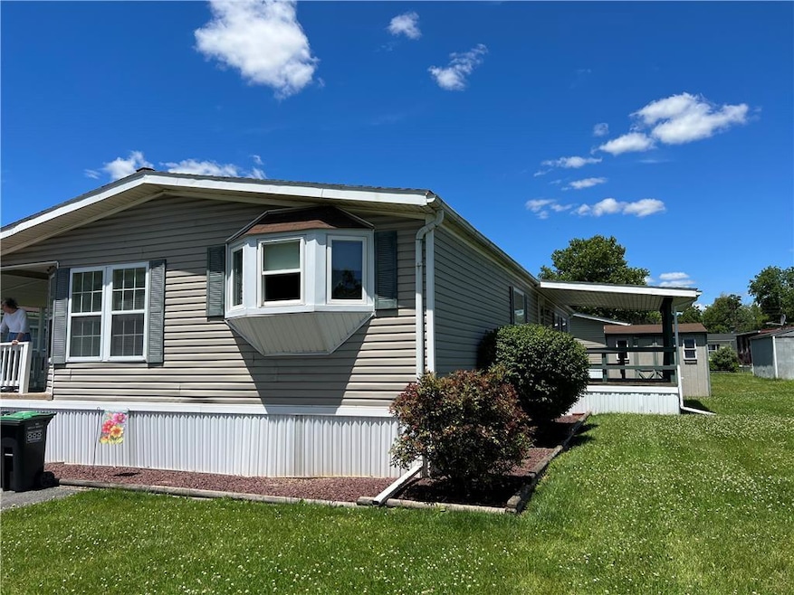 245 Greenbriar Dr S, Bath, PA 18014 - photo 1