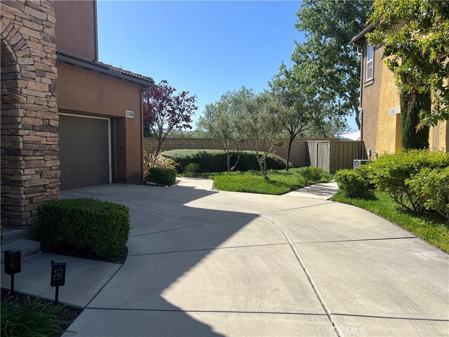 31046 Strawberry Tree Ln, Temecula, CA 92592 - photo 1