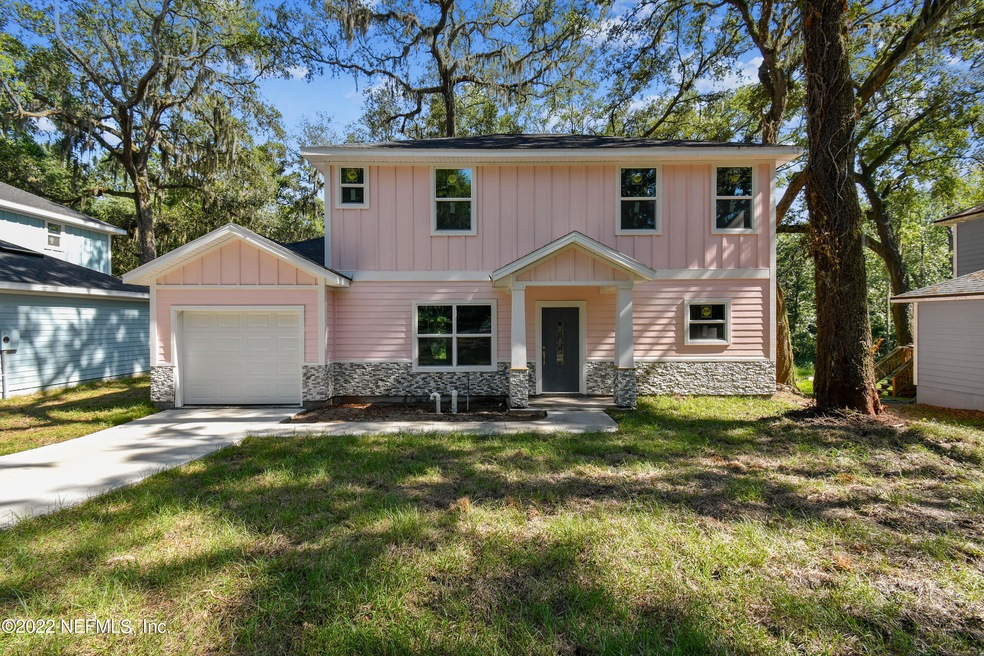 Sold $374,900 • Co-Listing Agent