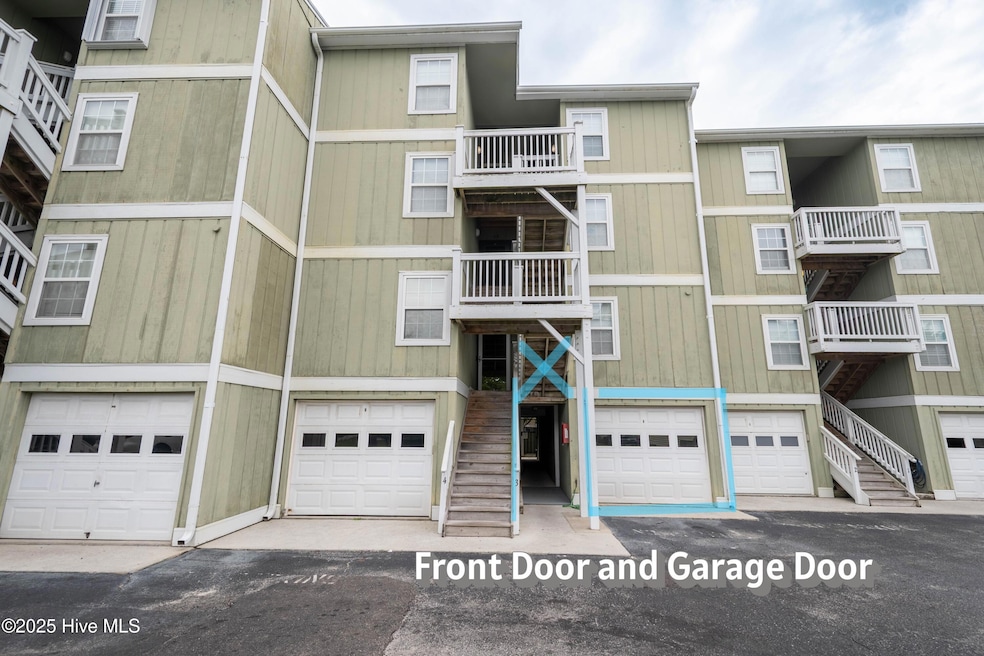 Front Door & Garage 3 A DWV