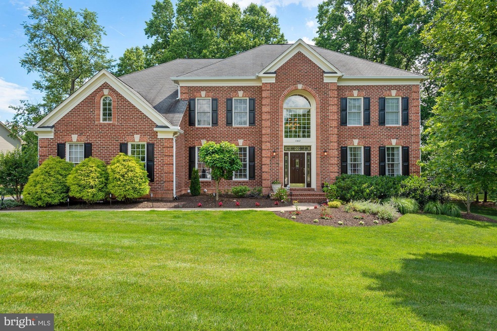 11017 Lance Ln, Oakton, VA 22124 - photo 1