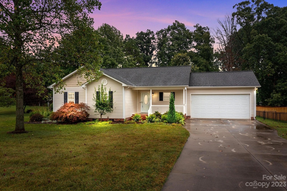 224 Swann Rd, Statesville, NC 28625 - photo 1