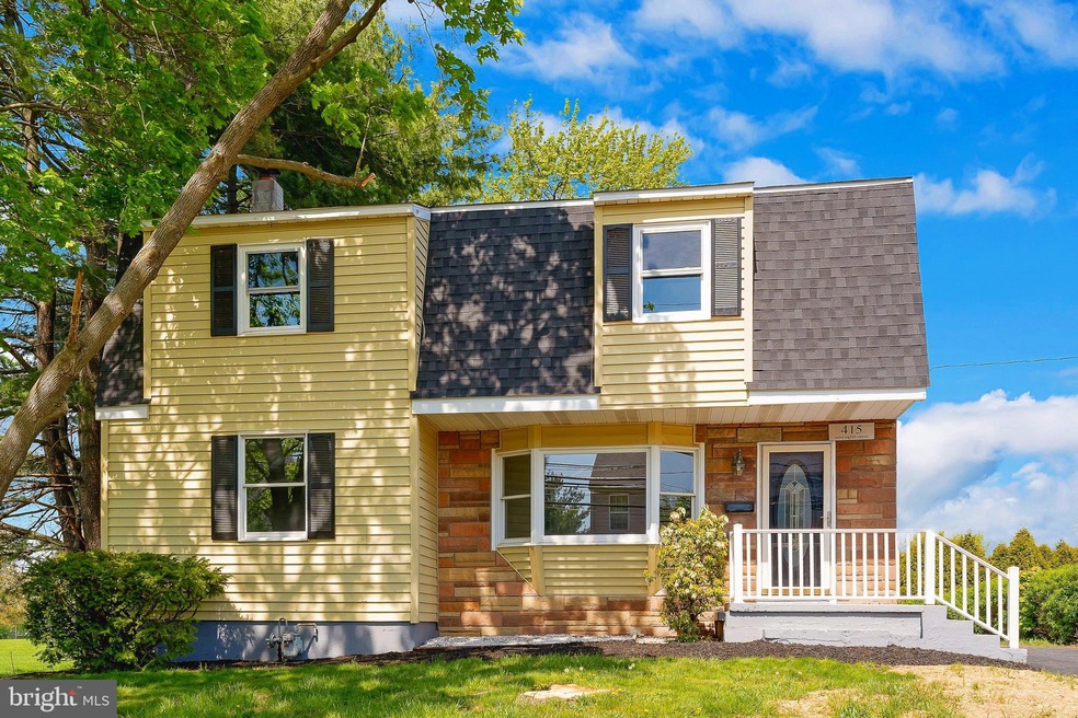 415 W 8th St, Lansdale, PA 19446 - photo 1