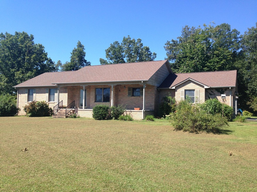 2878 Bell Rd, Crossville, TN 38571 - photo 1