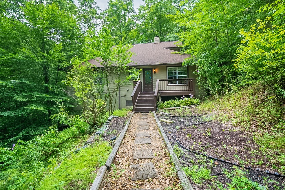 4568 Belle Valley Dr, Pegram, TN 37143