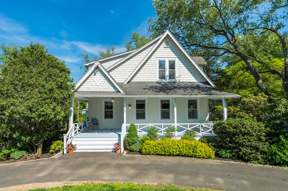 24 Shore Rd, Old Greenwich, CT 06870 - photo 1
