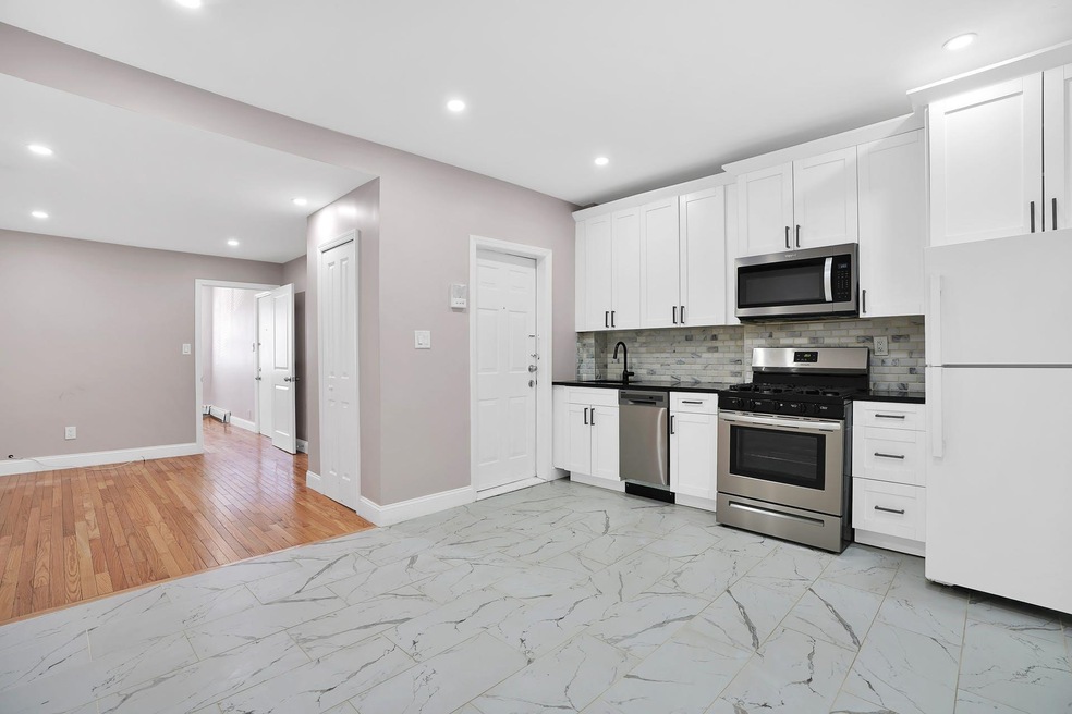 510 New York Ave unit 1, Union City, NJ 07087 - photo 1
