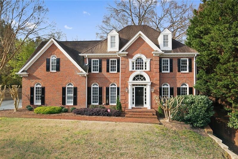 Beautiful Brick home tucked away on a cul-de-sac.