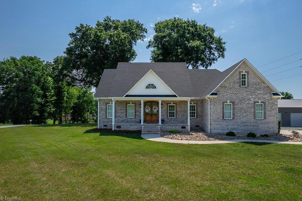 3563 New Hope Church Rd, Asheboro, NC 27205 - photo 1