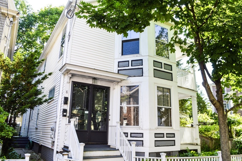 8 Pleasant St unit 2, Salem, MA 01970 - photo 1