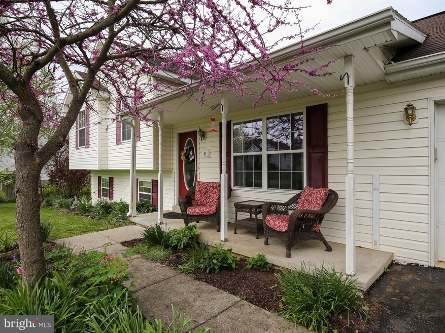 41 Jack Rabbit Ln, Ranson, WV 25438 - photo 1