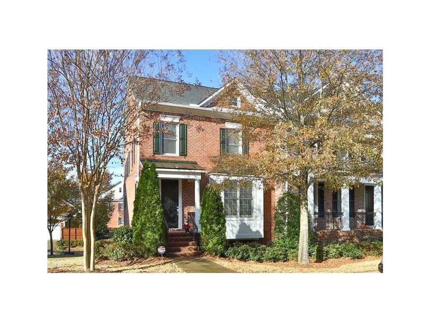 Exterior Front. Everyone loves and end unit!