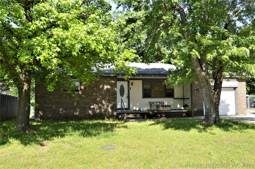 110 N Elgin Ave, Sperry, OK 74073 - photo 1