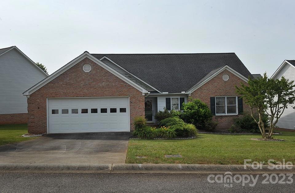 727 Hidden Creek Cir, Salisbury, NC 28147 - photo 1