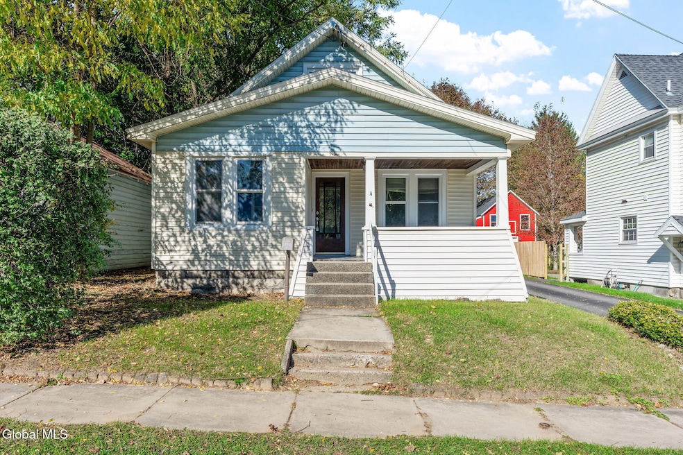 9 Commerce St, Schenectady, NY 12302 - photo 1