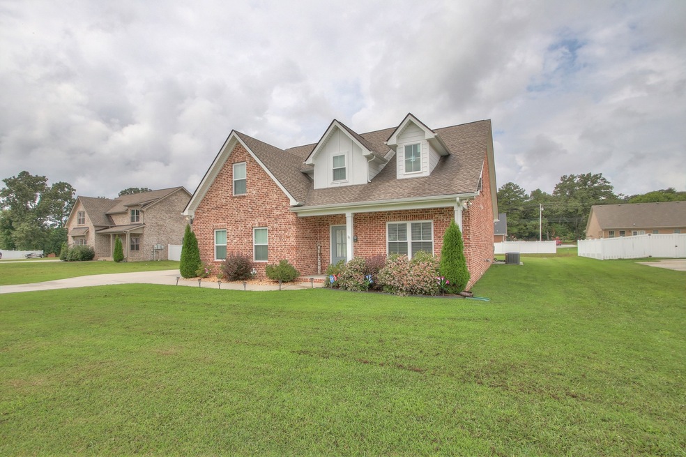 60 S Windsor Ct, Manchester, TN 37355 - photo 1